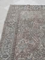 Stunning Vintage Distressed Persian Tribal Rug | 6×8.6 ft Neutral Gray, Beige & Earth Tones - Image 2