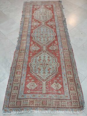 Vintage Distressed Meshkin Runner