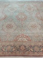 Vintage Distressed Muted Medallion Area Rug