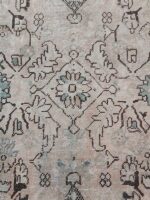 Vintage Distressed Mahal Floral Medallion Rug | 7.5×11.2 ft  | Muted Slate and Ivory Antique Wool Carpet - Image 4